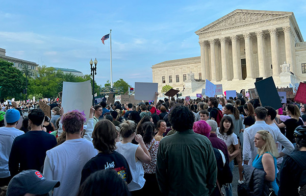GSBooks: "Majority Opinions and an Out-of-Step Supreme Court," Professor Neil Malhotra
